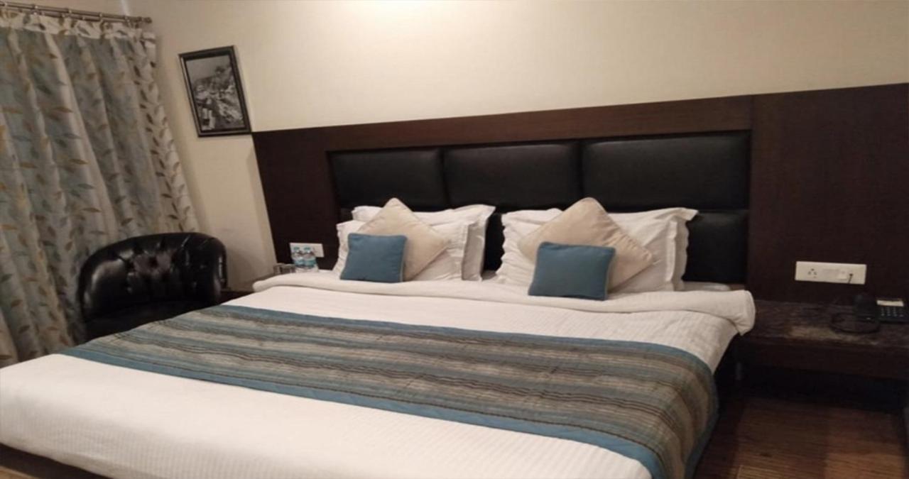 Sanobar The Midtown Hotel Mussoorie Eksteriør billede