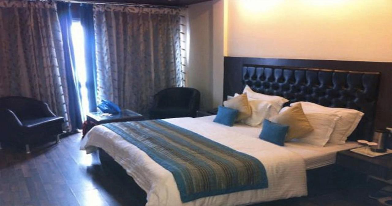 Sanobar The Midtown Hotel Mussoorie Eksteriør billede
